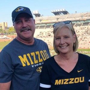 Meet your Posher, Toni